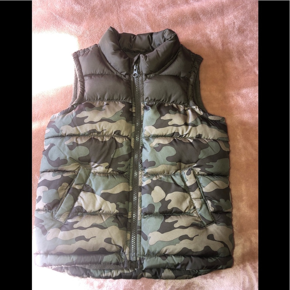 Frost-Free Puffer Vest